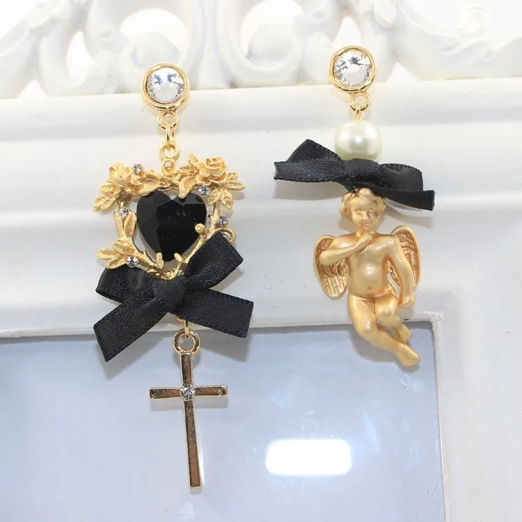

Runway metal hollow Flower Baroque earrings Palace vintage Angels bowknot pearl cross Dangle earring for women femme jewelry