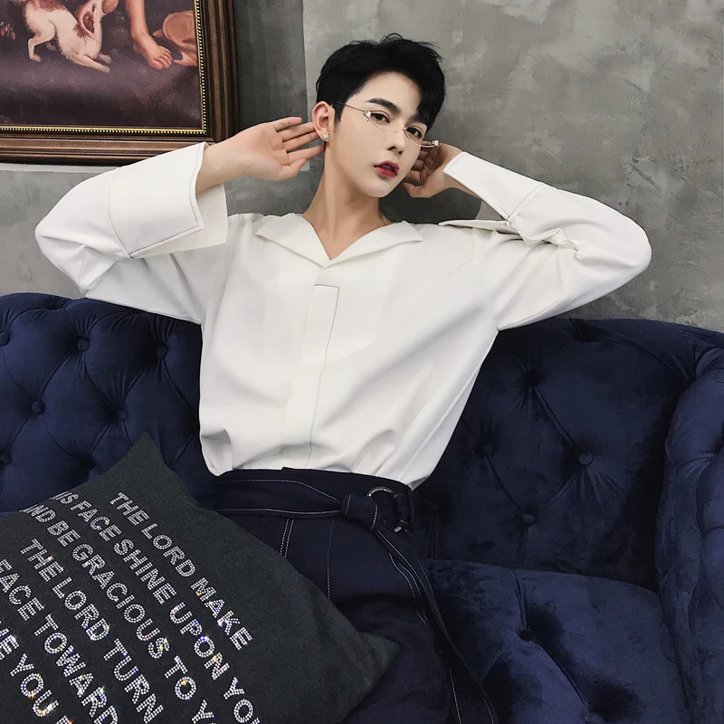 

M-6XL!Spring and Autumn New Hong Kong style V-neck design tide brand loose wide-sleeved long-sleeved shirt men's clothing.
