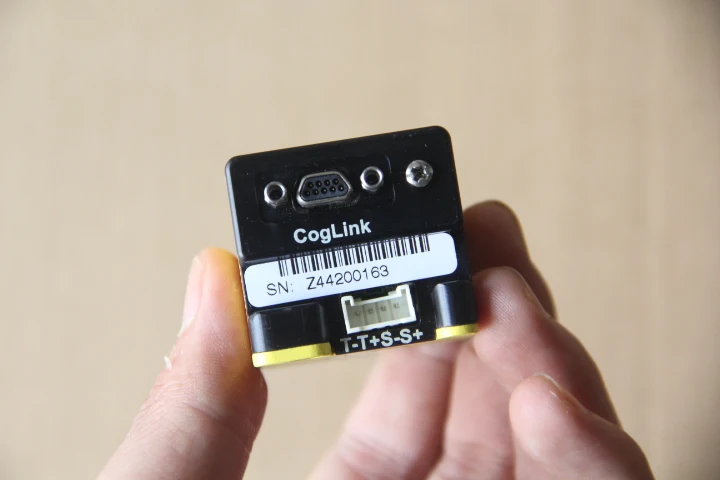 

COGNEX VISION BY CDC-50 COGLINK