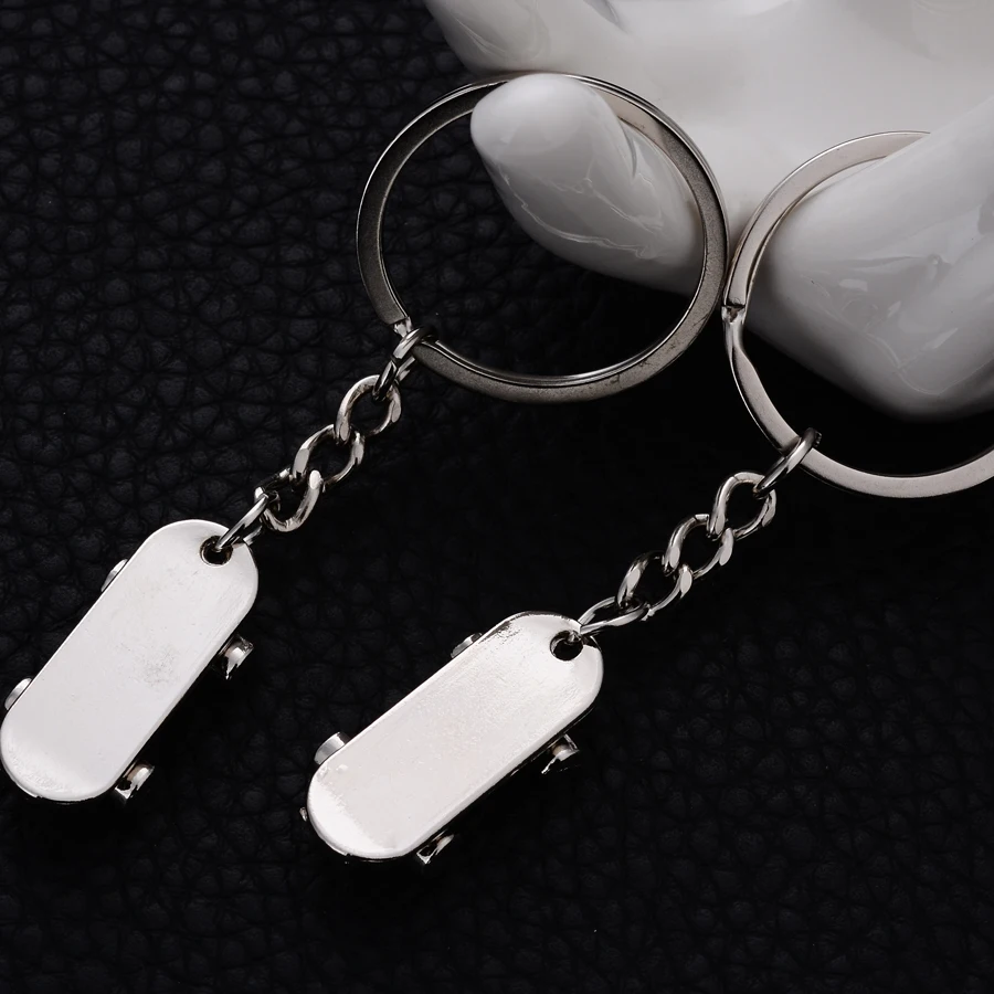 Брелок для ключей из металлического сплава с изображением скейтборда - купить по