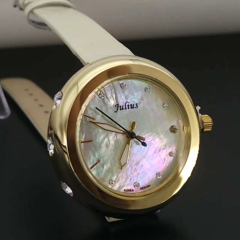 Часы женские модные кожаные со стразами | Наручные часы