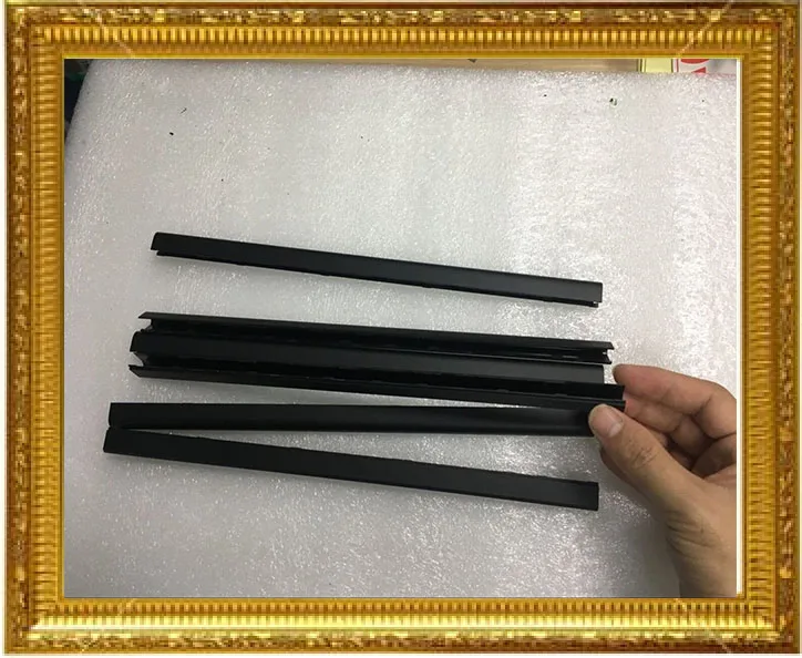 Wholesale A1286 Hinge Cover for MacBook Pro Clutch LCD Antenna Plastic Shaft 2010 2011 2012 Years |