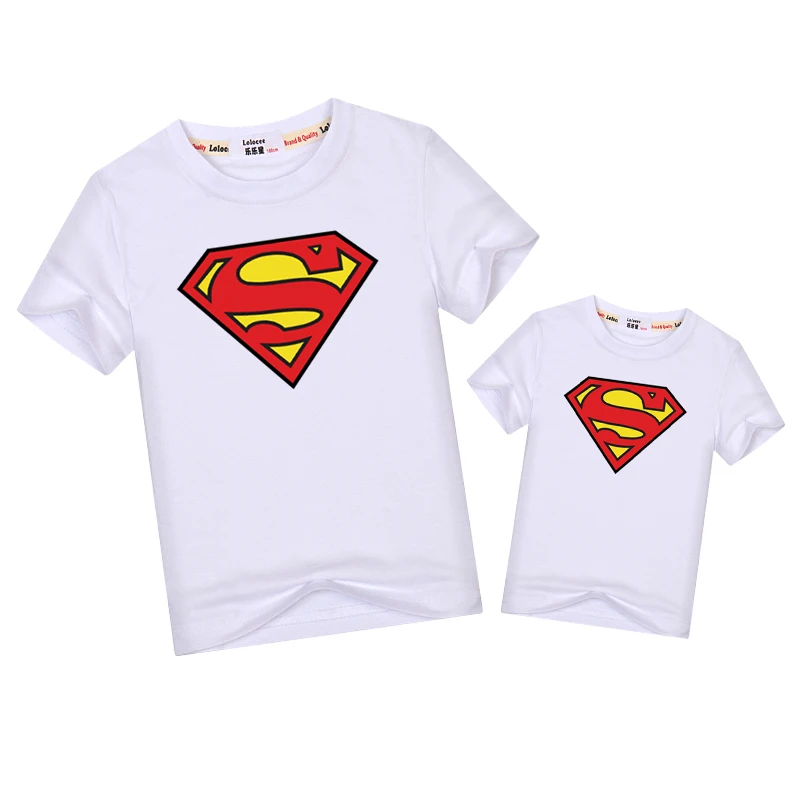 Футболка с суперменом; одинаковые комплекты для всей семьи; модные топы с короткими рукавами для папы и ребенка; одежда для всей семьи; одинаковая рубашка
