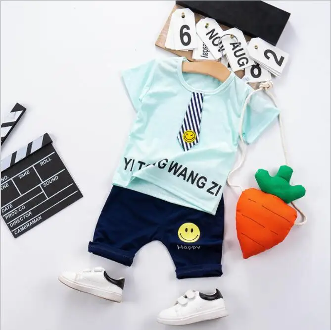 Осенние костюмы для мальчиков 0-1-2-3 лет 4 младенцев весна и осень новая детская