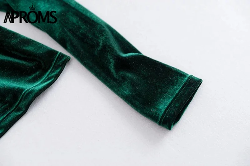 Aproms Элегантный с плеча Velvet Crop Top Для женщин Мода стрейч Майка укороченная женские осенние мягкие майки Tee