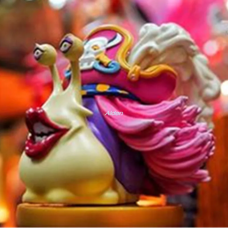 

8" ONE PIECE Statue Big Mom Pirates Bust Phone Insect Full-Length Portrait Charlotte Linlin GK Action Figure PF Toy 20CM B1518