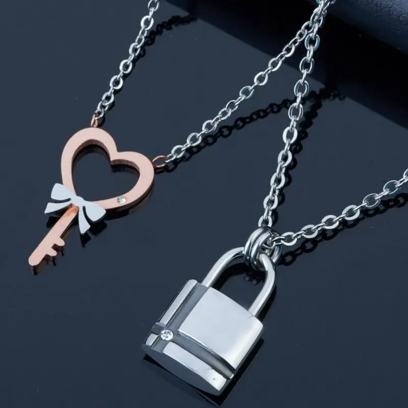 Мода из нержавеющей стали Ожерелье Key Lock Подвески Круглый любителей кулон пару