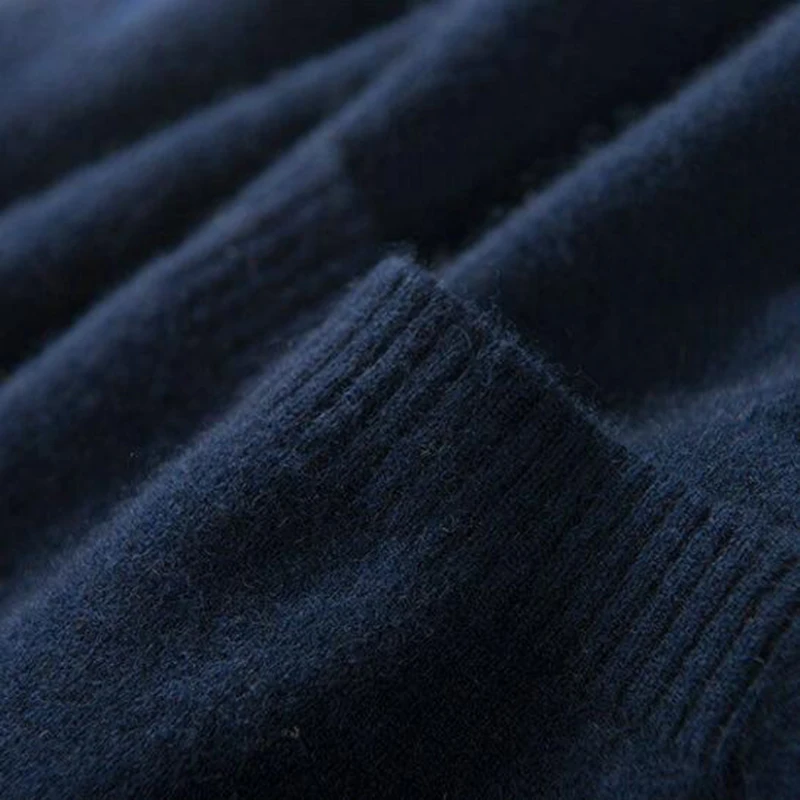 Женский вязаный кардиган с длинными рукавами |