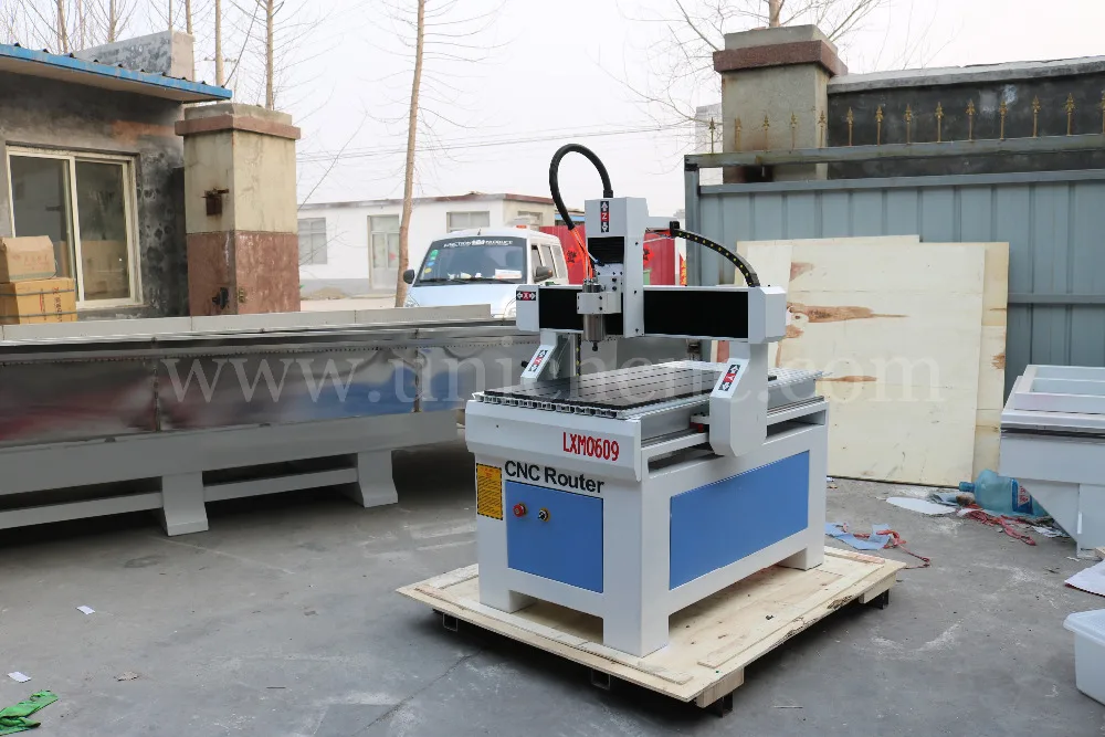 Высокое качество мини рабочего стола 3d фрезерный станок с чпу 6090/cnc router машина |