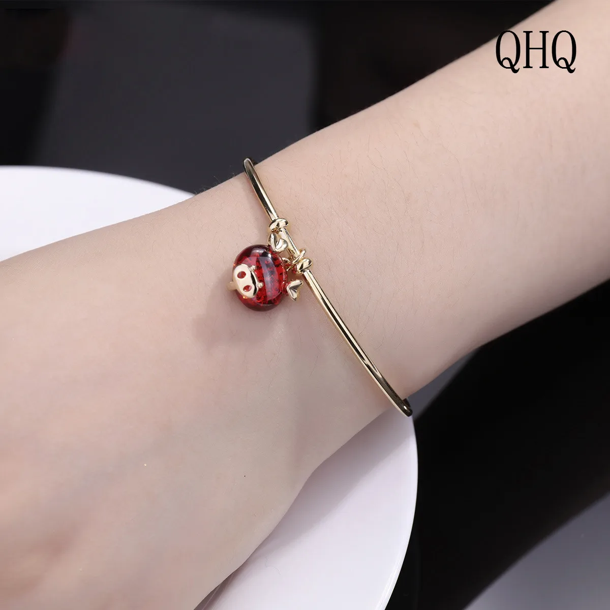 Браслеты banglesRed браслет с подвеской год рождения маленькой Золотой свинки