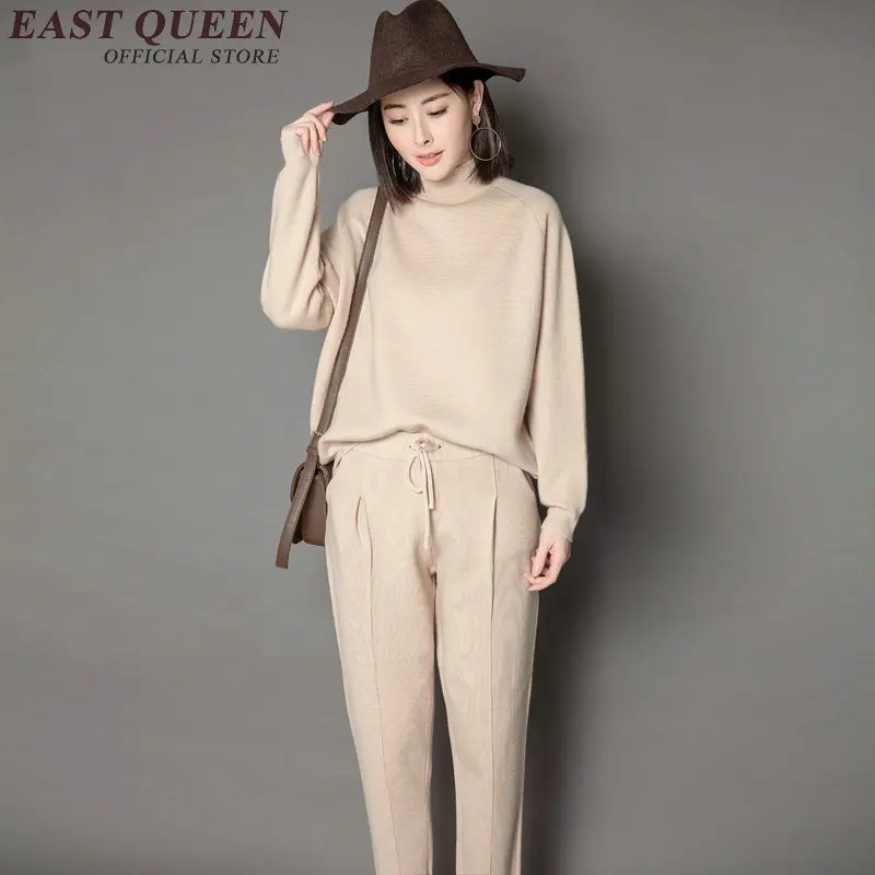 Женский костюм двойка с длинным рукавом и высоким воротом однотонный осенний