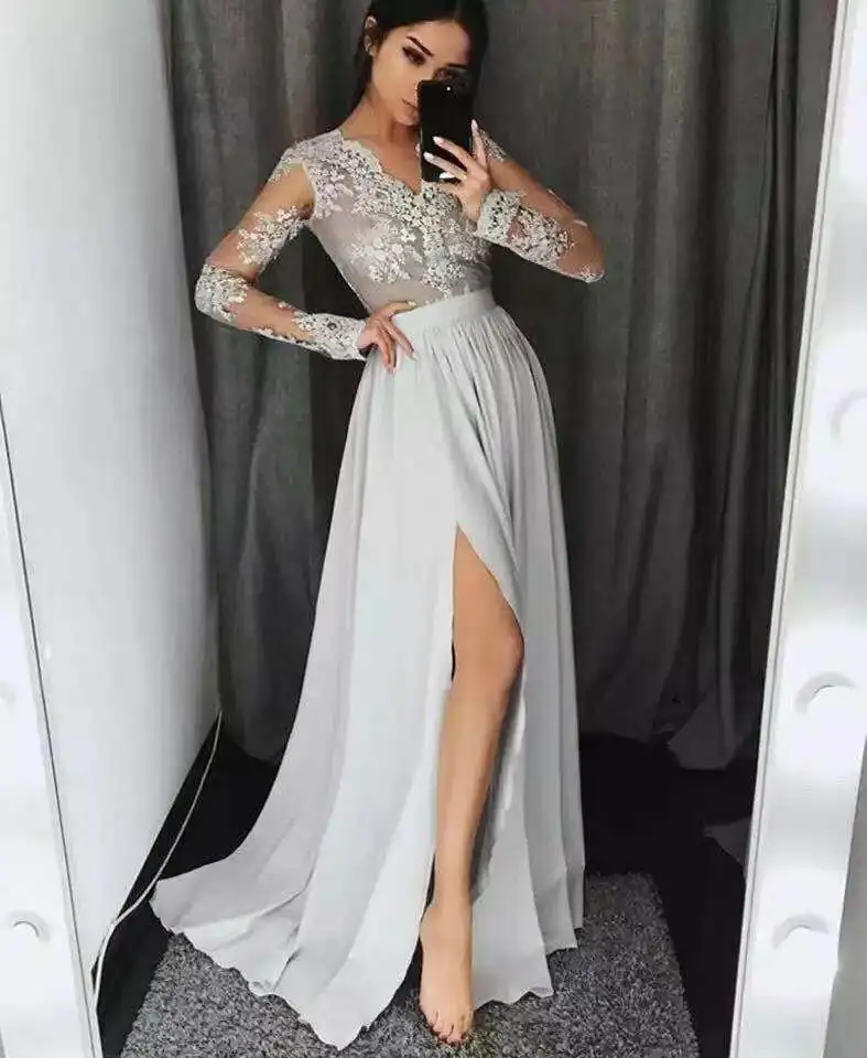 Платье Золушки с Боковым Разрезом и длинными рукавами треугольным вырезом