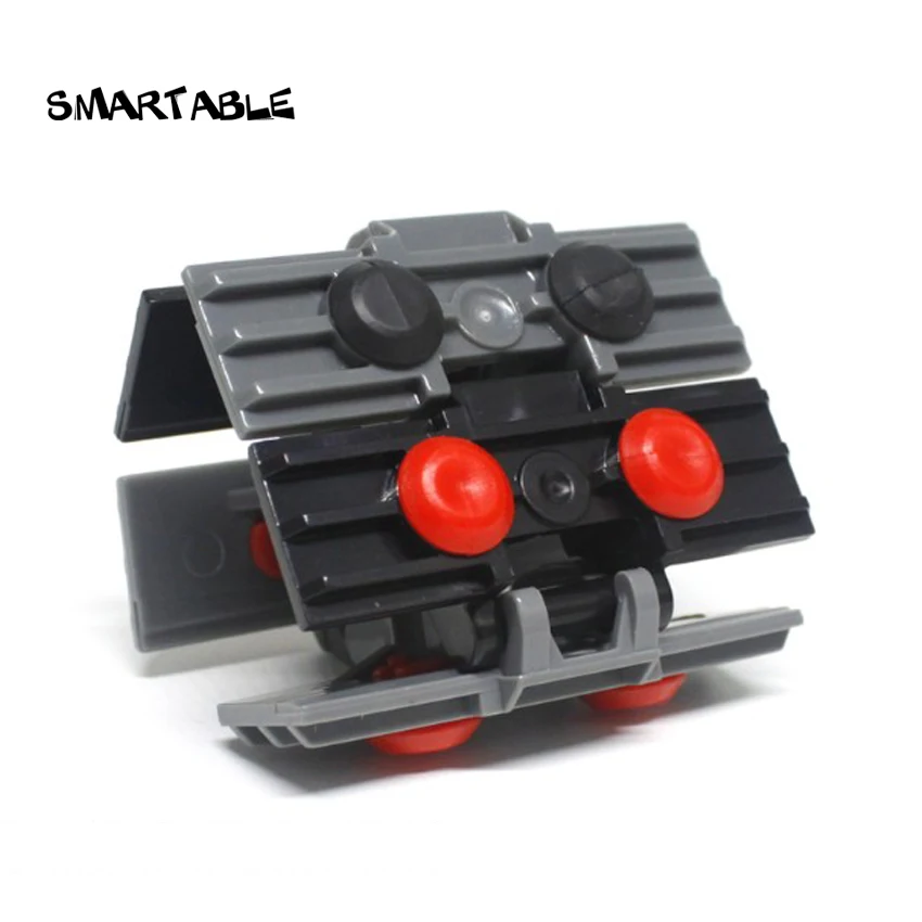 Высокотехнологичный конструктор Smartable с большими звеньями протектора/резиновые