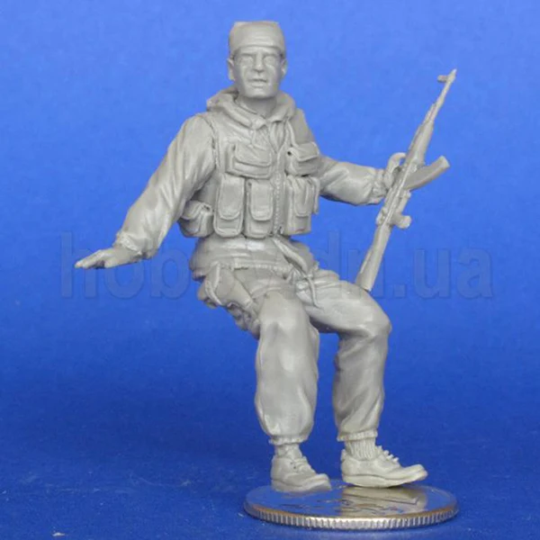 1/35 российский солдат. Набор из афганистанской смолы солдаты GK военная