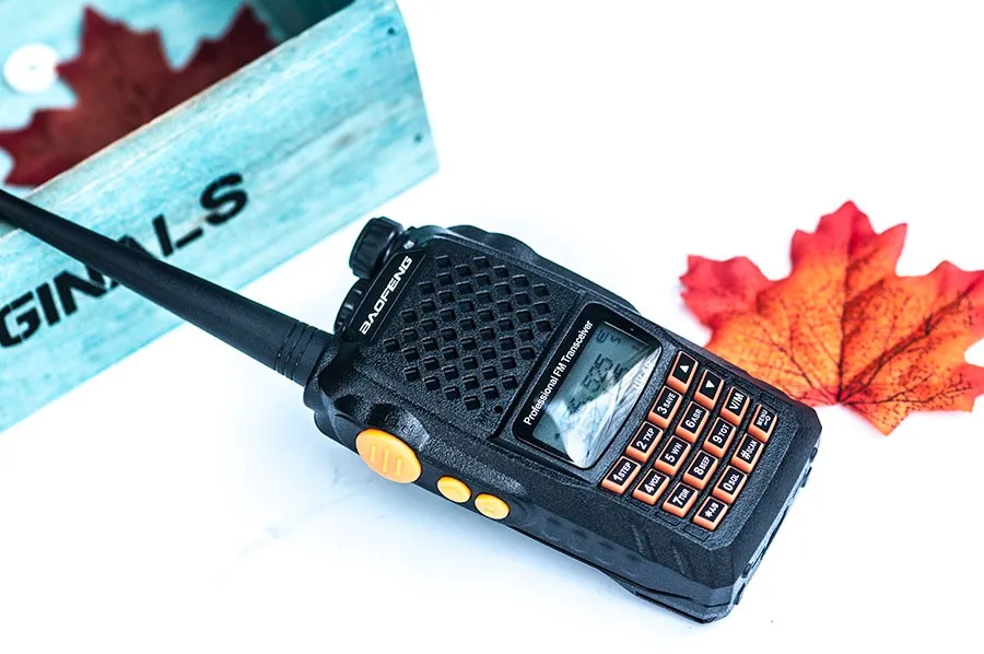 2 шт UV-6R рация профессиональная CB радио Двухдиапазонная 128CH lcd дисплей Беспроводная UV6R портативная двухсторонняя радио