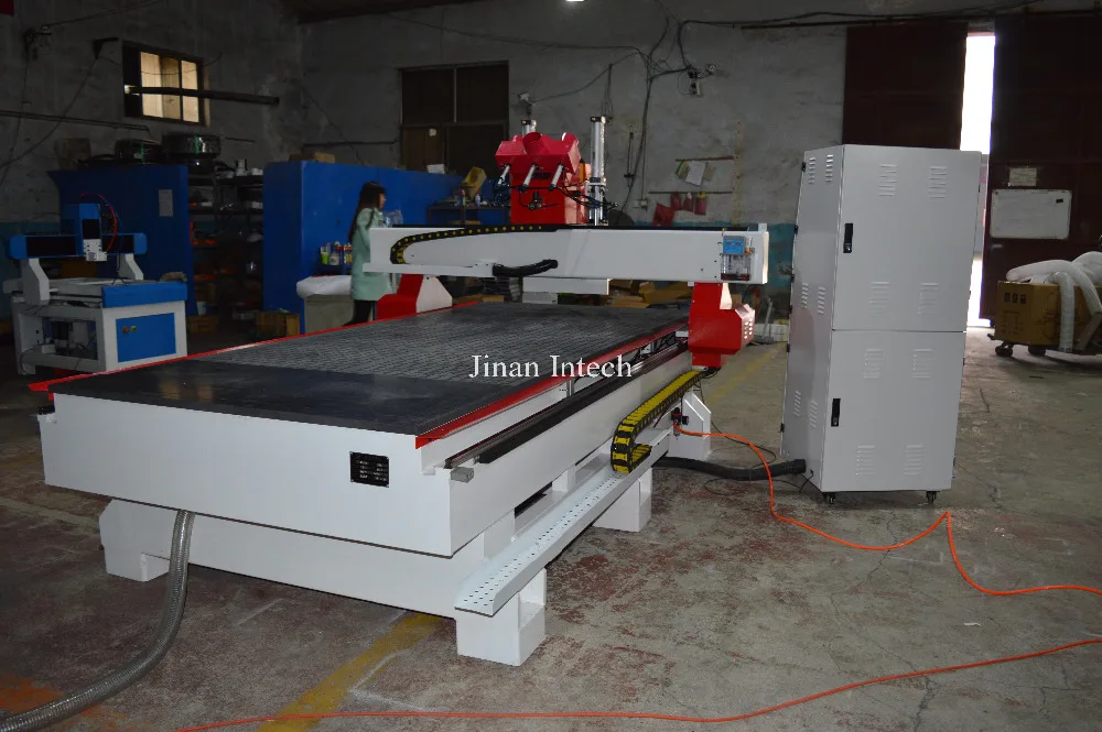 Good working effort LFM1325 cnc router 1300*2500 | Инструменты