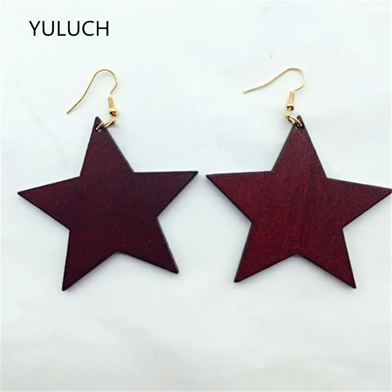 Недостроенные серьги из красного дерева с пятиконечной звездой в африканском