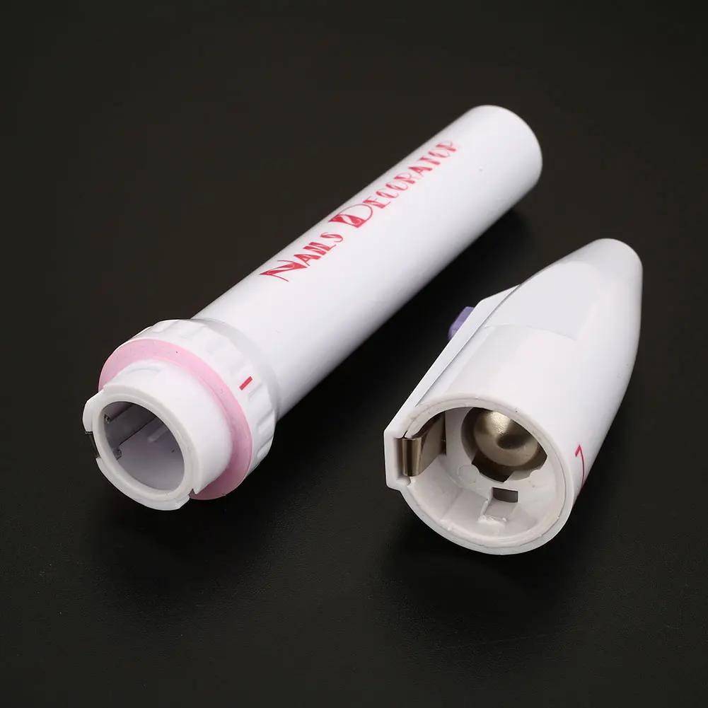 Электрическая ногтевая шлифовальная машина с маникюрными фрезами, комплект портативных сверл-фрез и аксессуаров для инструментов.