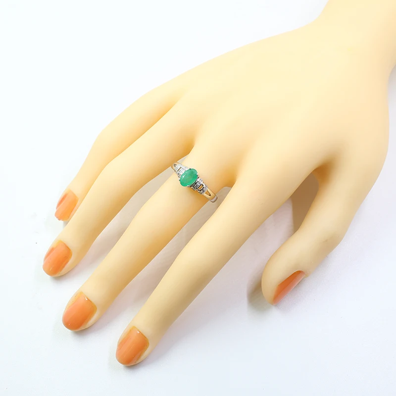 Женское серебряное кольцо с изумрудом 5 х7 мм | Украшения и аксессуары
