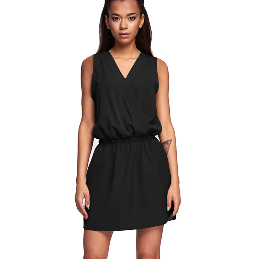 Платье летнее женское однотонное без рукавов v образный вырез облегающее