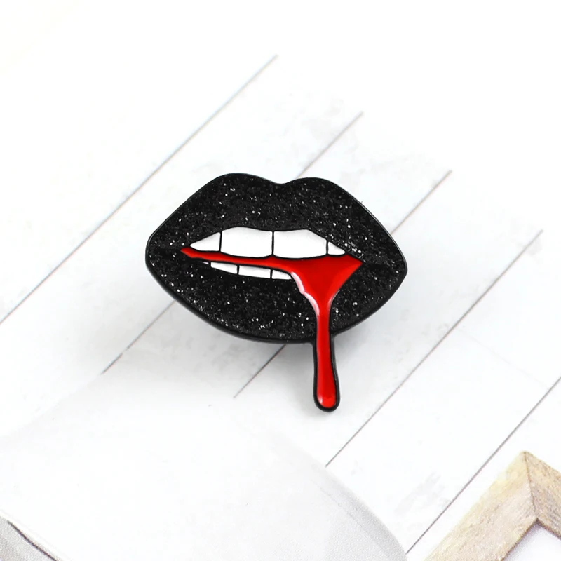Травмированная кровотечение черная эмаль губ модная преувеличенная брошь