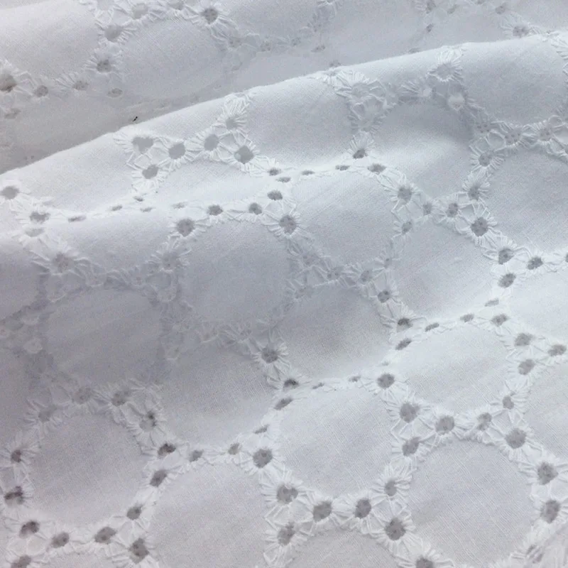 Африканская белая хлопчатобумажная кружевная ткань с ушками для платья, швейцарская ткань для лоскутной вышивки, ткань для шитья дубая, ширина 130 см
