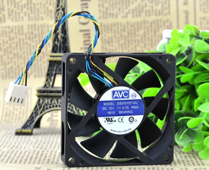 Кулер AVC DS07015T12U, 12 В, 0,70 А, 4 вывода, 7 см, 70х70х15 см, PWM, для больших объемов воздуха