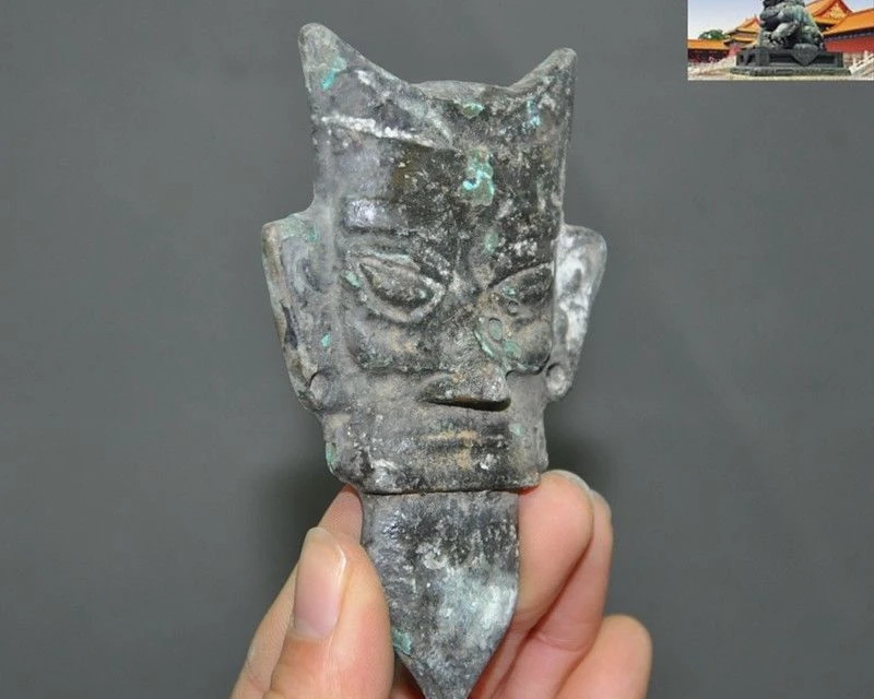 4 &quotстаринная китайская бронза Sanxingdui культура жертвенность молитва люди голова
