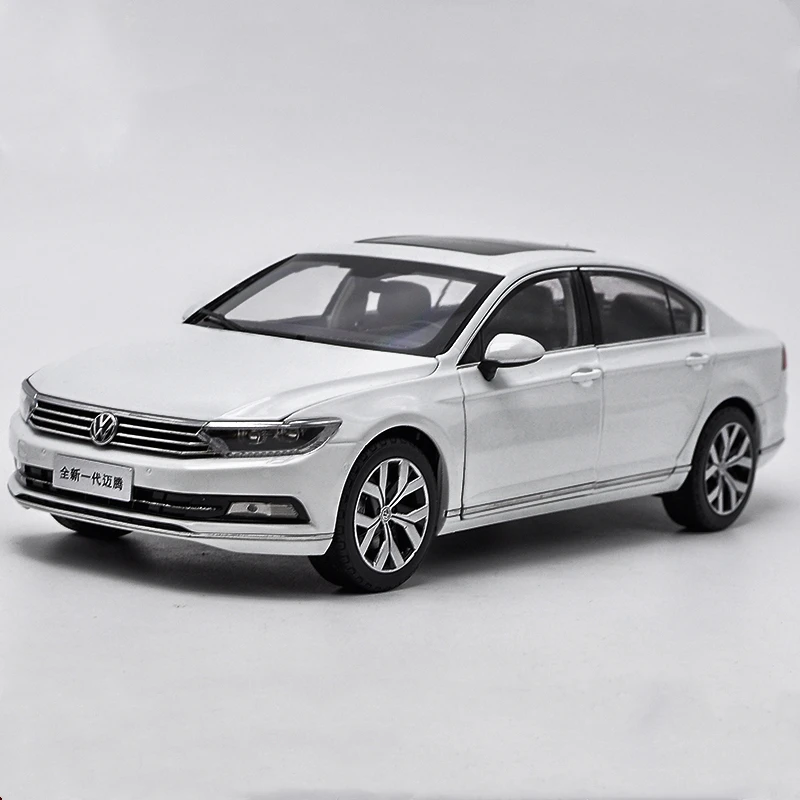 1/18 Масштаб Volkswagen Magotan(Passat B8) белый литой автомобиль модель игрушки