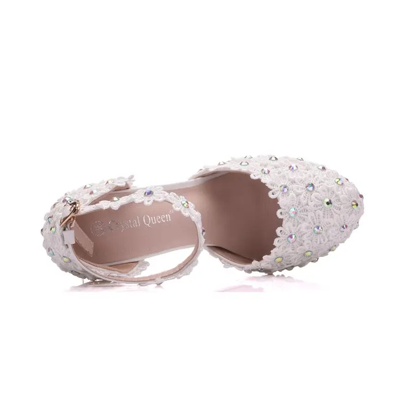 Свадебные туфли на платформе и высоком каблуке с круглым цветком | Обувь