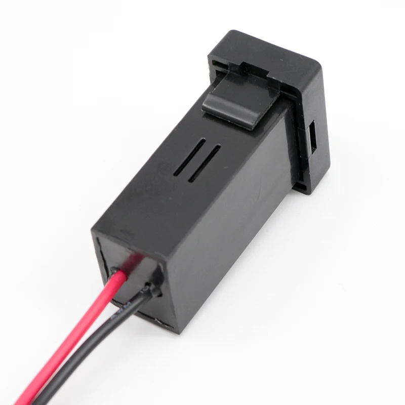 QC3.0 2.4A Quick перезарядка двойной порт разъем двойной USB адаптер питания Разъем для TOYOTA Corolla Auris Lewin Camry Reiz RAV4