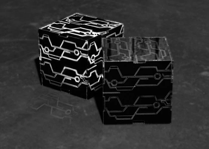NieR: Automata 2B & 9S Black Box Cosplay Cube| |