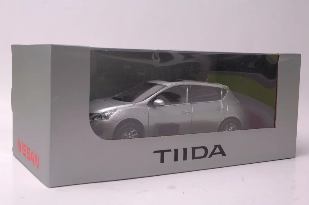 1:18 литая под давлением модель для Nissan Tiida Versa Latio 2012 серебро хэтчбек игрушечный автомобиль миниатюрная коллекция подарок Pulsar