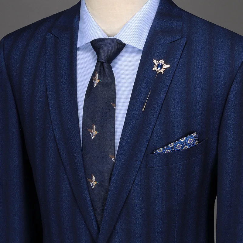 Мужской костюм темно-синего цвета в полоску мужские костюмы со штанами и жилетом