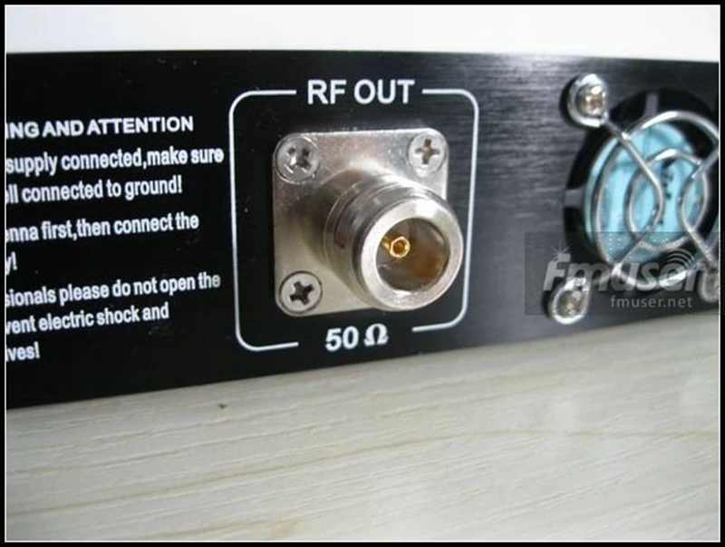 FMUSER FU 30/50B 50 Вт fm передатчик трансляция радио возбуждение для радиостанции CZH T501 CZE