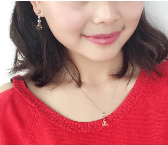 Серебряный Цвет зимние сапоги с роскошными кристаллами от Сваровски свисающие