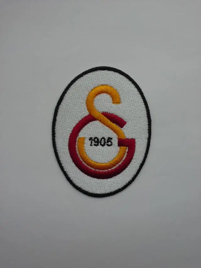 2 шт./лот Футбольная форма команда логотип Galatasaray термоклейкая нашивка Aufnaeher