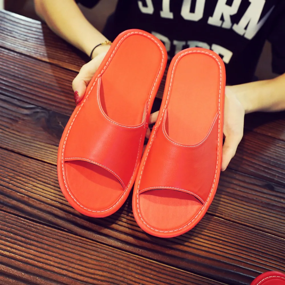 Кожаные тапочки для мужчин и женщин Нескользящие водонепроницаемые дышащие дома