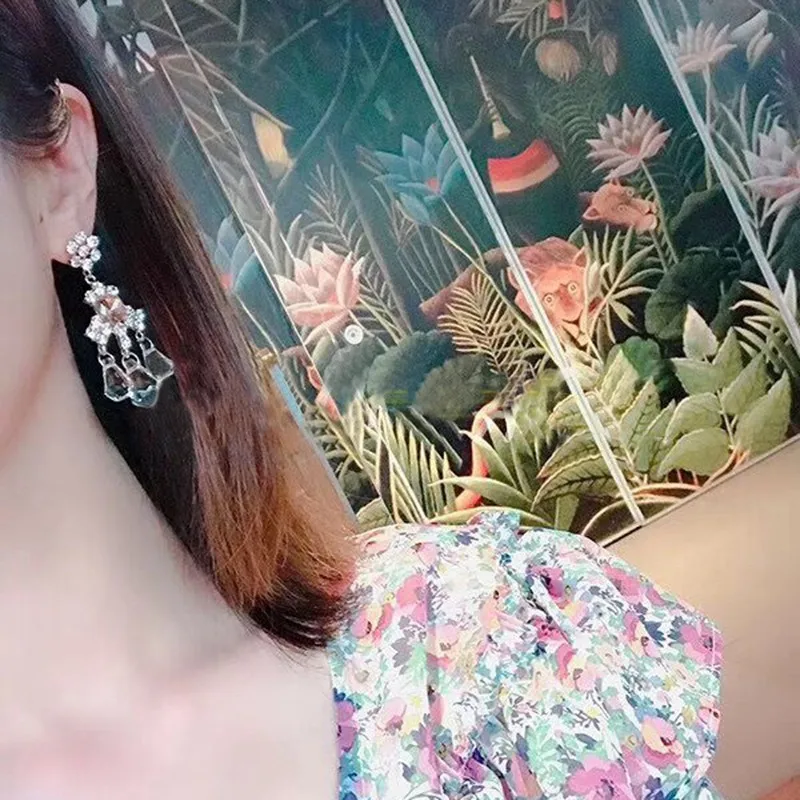 MENGJIQIAO Новые корейские элегантные Винтажные висячие серьги в форме капли с кристаллами для женщин девушек вечерние Стразы ювелирные изделия