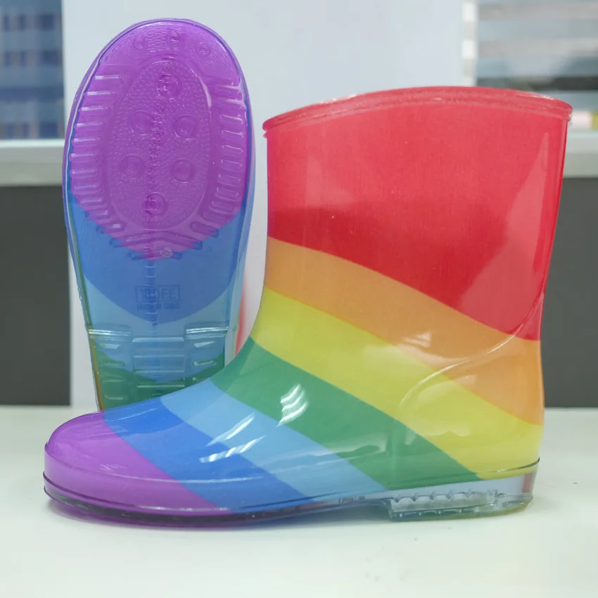 Rainbow ActhInK/Новинка года; Детские радужные резиновые сапоги для девочек в полоску; Нескользящие резиновые сапоги для детей; сезон весна; модные сапоги на плоской подошве для мальчиков - Цвет: Rainbow