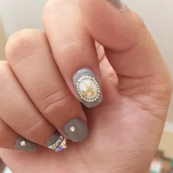 Японские наклейки для ногтей золотые овальные Стразы из смолы 24 шт. 6 видов