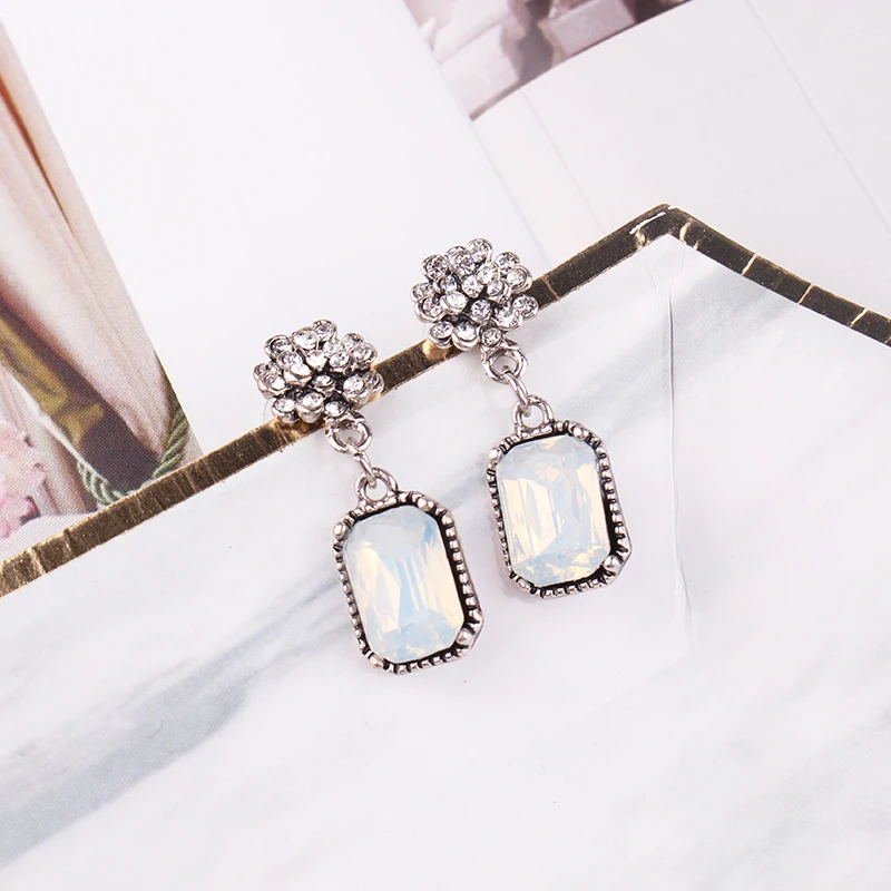 Женские серьги-подвески с разноцветными кристаллами LUBOV квадратные серьги