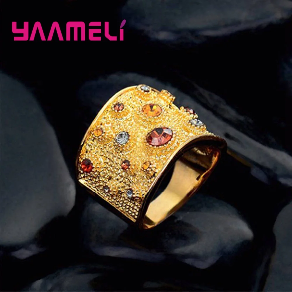 Мужские и женские кольца с радужными фианитами широкие массивные из