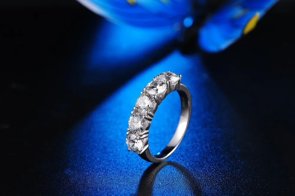 Женское кольцо из стерлингового серебра 2.5Ct синтетического алмаза с 5 камнями для