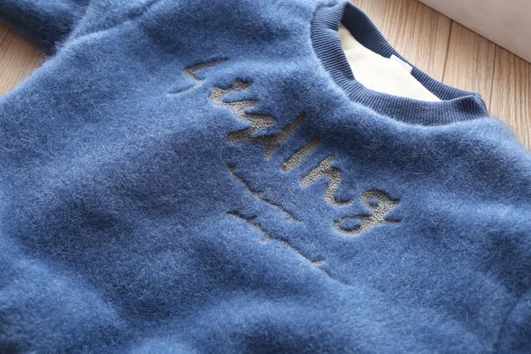 Новинка; vestido infantil; теплое флисовое платье с буквенным принтом для маленьких девочек; осенне-зимняя одежда; свитер и юбка; комплект из двух предметов