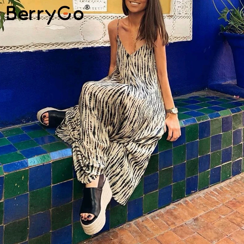 BerryGo Boho длинное платье с принтом для женщин на бретельках v образным вырезом