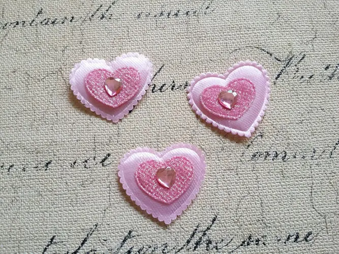 

250Pcs 32mm Pink Heart Cloth Art Jewelry Hairwear Patches / Garment Accessory