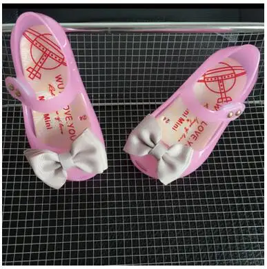 Бесплатная доставка тапочки Летняя детская обувь детские сандалии для девочек