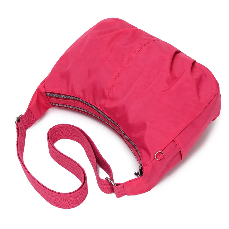 Сумка мессенджер Женская нейлоновая саквояж на плечо Хобо от известного бренда