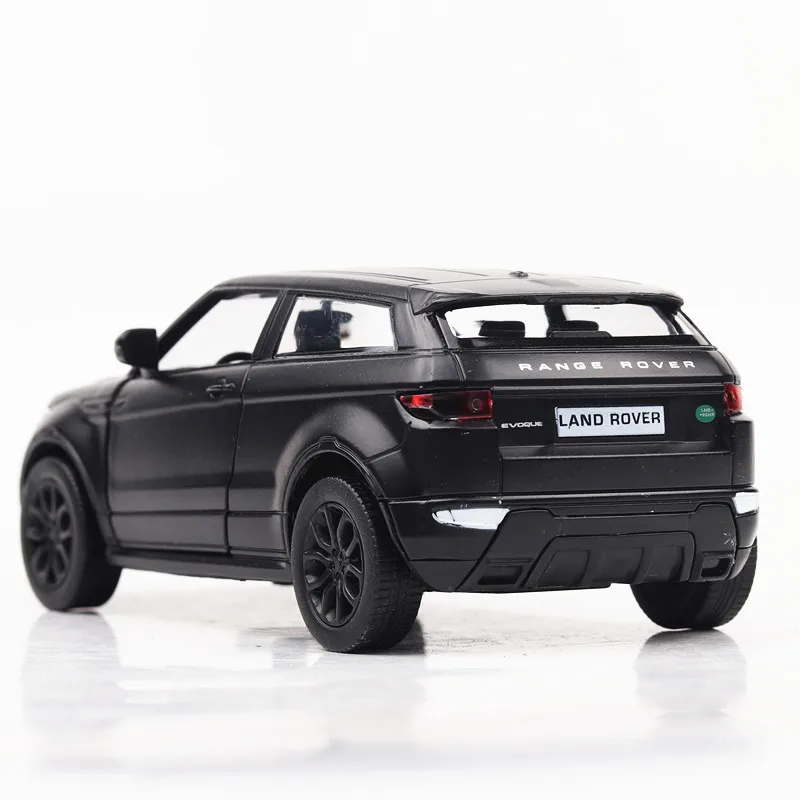 Лицензионная модель автомобиля 1/36 CH554008M BLack Evoque Diecast маленький автомобиль 5 дюймов